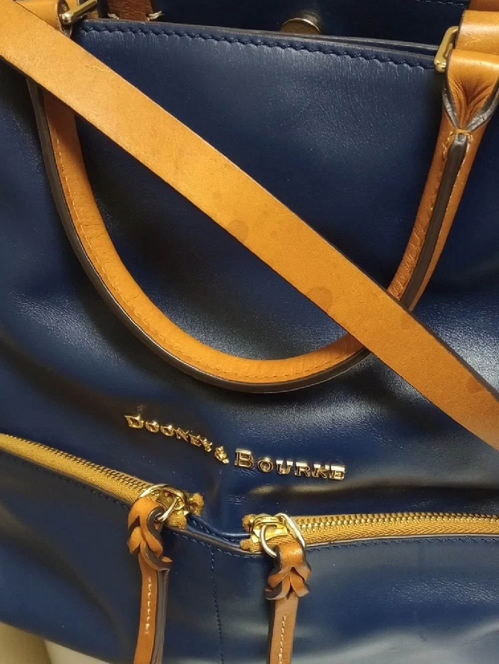 DOONEY & BOURKE NAVY BLUE LARGE LEATHER SHOULDER BAG WITH BROWN LEATHER TRIM